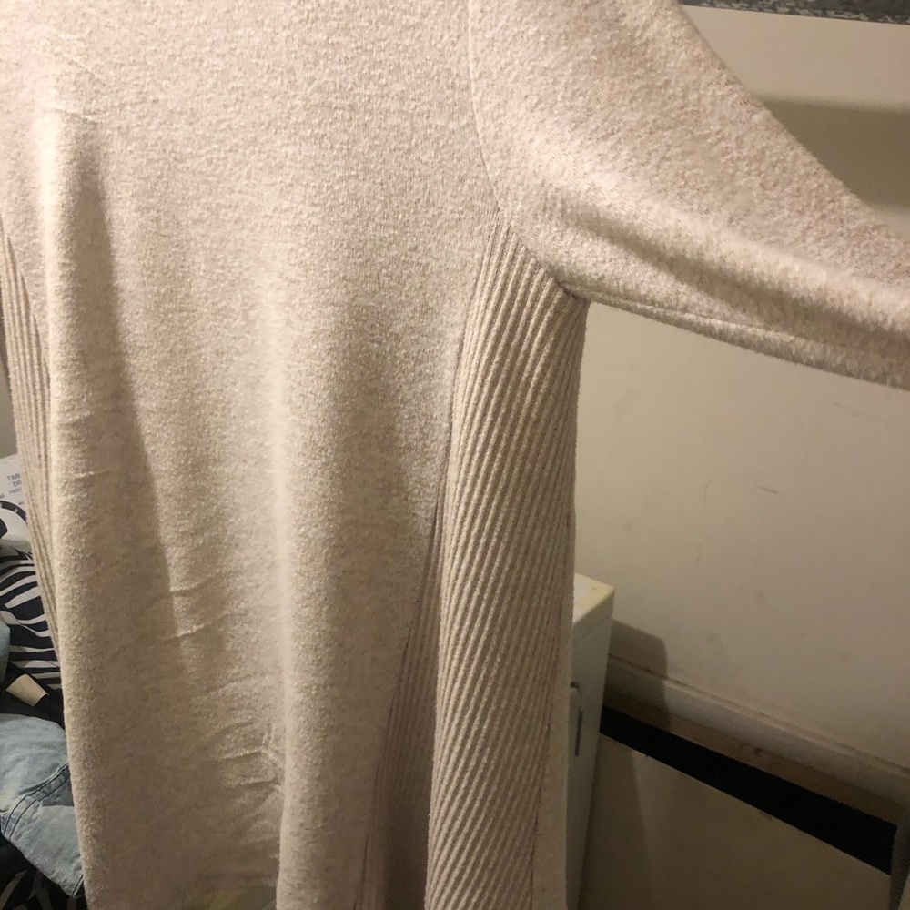 Cardigan - Picture 4 of 4